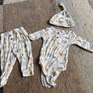 Milkberry Giraffe and Elephant Bodysuit Set with Hat
